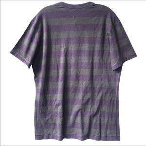 Lululemon men’s 5 year basic striped tee.
